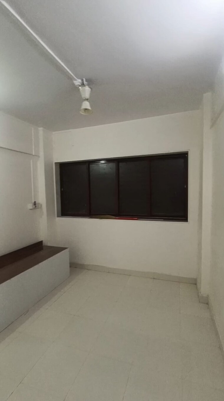 Room, dombivli east 1 Bedroom 580 Sq.Ft. Apartment In Dombivli East Thane 9320080