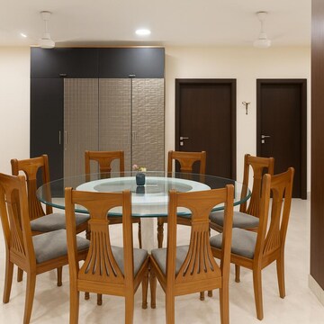 Living Room in 4 BHK Apartment at Vile Parle West – for Rent