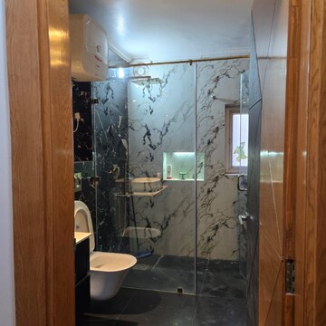Bathroom in 3 BHK Builder Floor at SS Aaron Ville, Dhani – for Rent