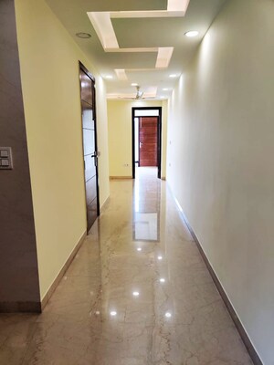 2 BHK Builder Floor For Sale in Lajpat Nagar