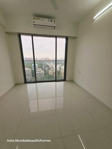 2 BHK Apartment For Sale in Zee Jayashree, Vile Parle East