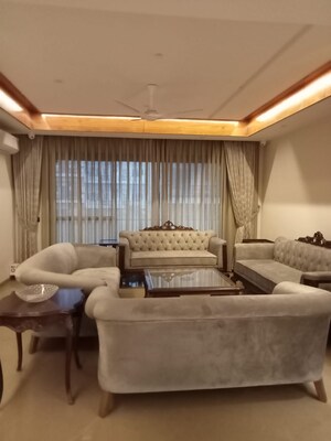 3.5 BHK Builder Floor For Sale in Sector 17