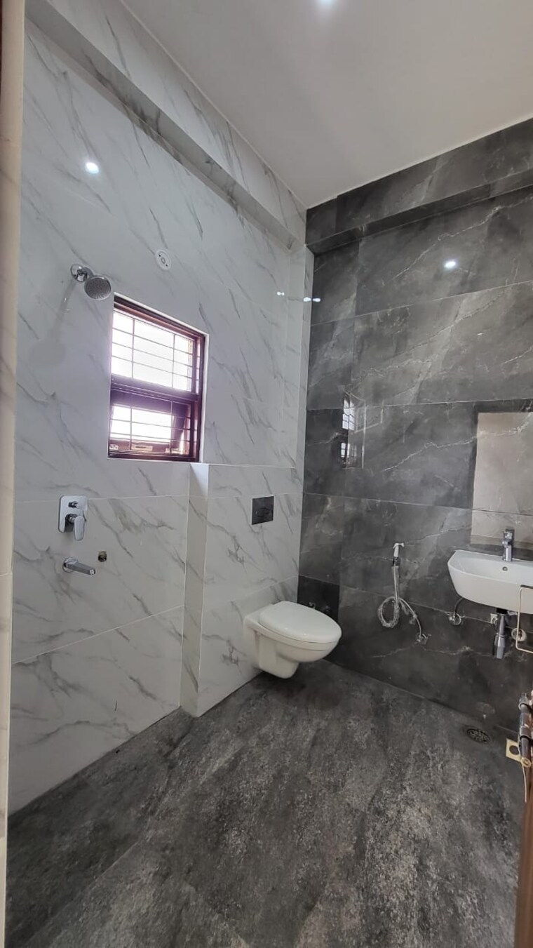Bathroom, semra 3 Bedroom 1600 Sq.Ft. Villa In Semra Lucknow 9320183