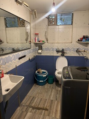 Master Bedroom in 3 BHK Apartment at Shiv Sai Ozone Park, Sector 86 – for Rent