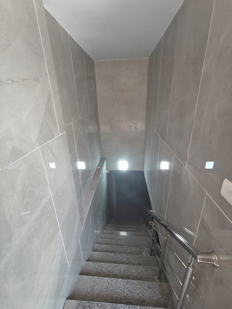 Floor Plan, defence colony Commercial Office Space 900 Sq.Ft. In Defence Colony Delhi 9320196