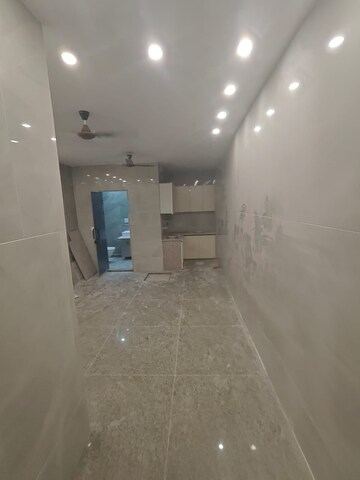  Office Space For Rent in Defence Colony