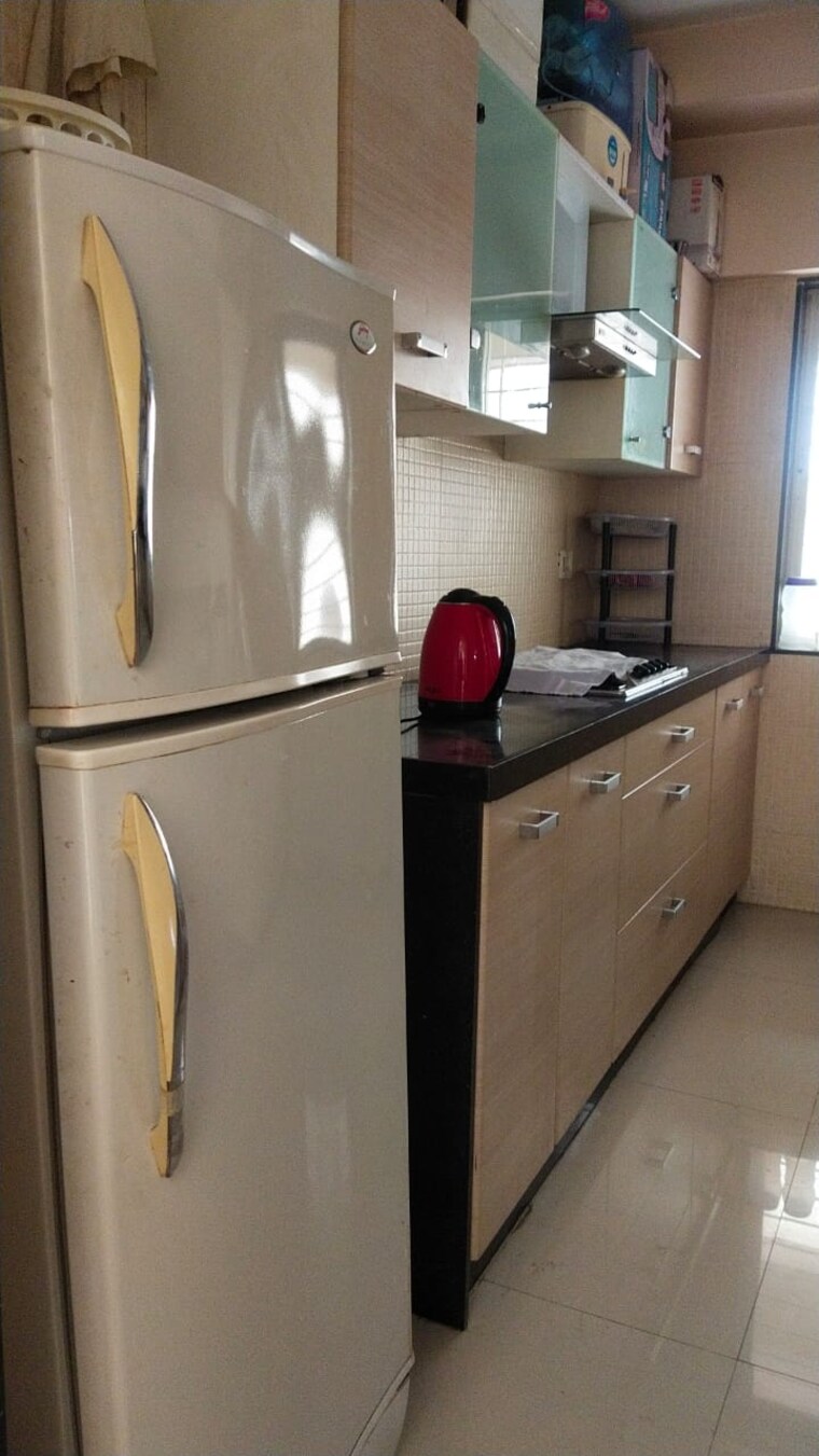 Kitchen, surana-vrind 3 Bedroom 1500 Sq.Ft. Apartment In Prabhat Road Pune 9320366
