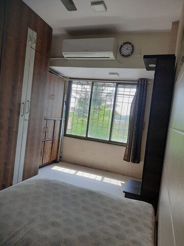 Room in 1 BHK Builder Floor at Mulund East – for Sale
