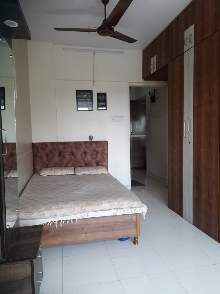 Bedroom, mulund east 1 Bedroom 365 Sq.Ft. Builder Floor In Mulund East Mumbai 9320520