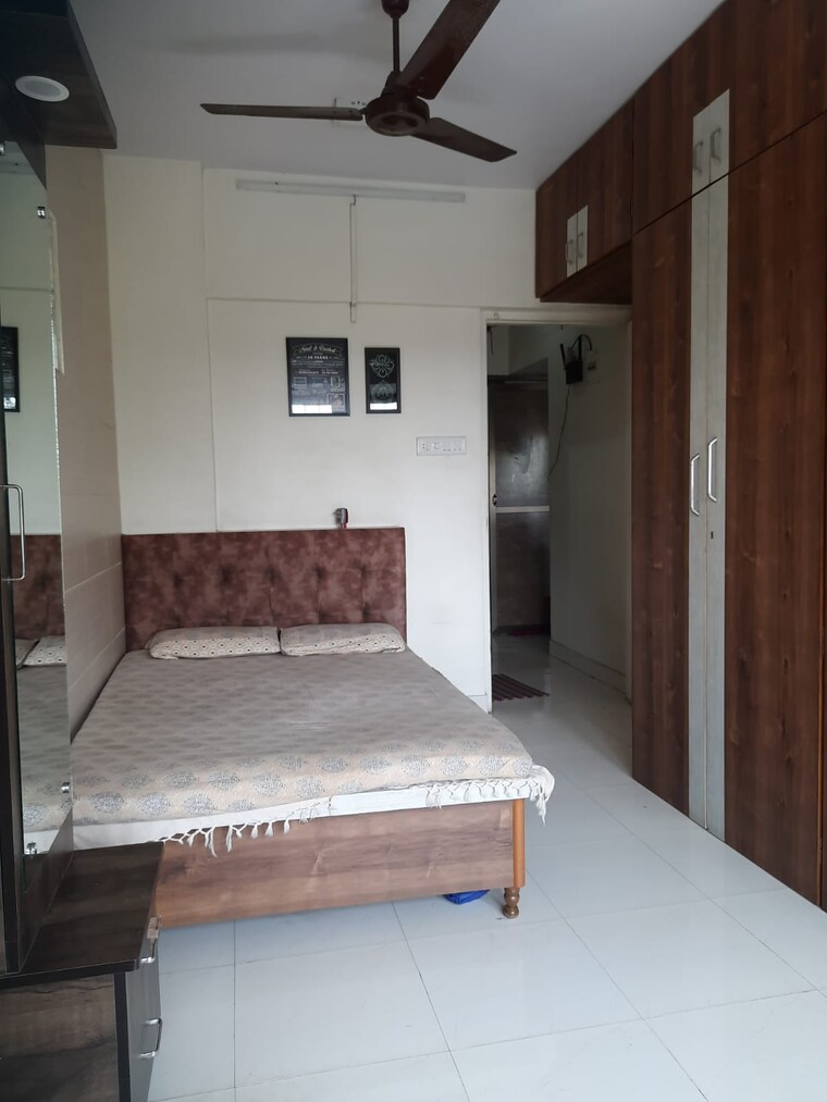 Bedroom, mulund east 1 Bedroom 365 Sq.Ft. Builder Floor In Mulund East Mumbai 9320536