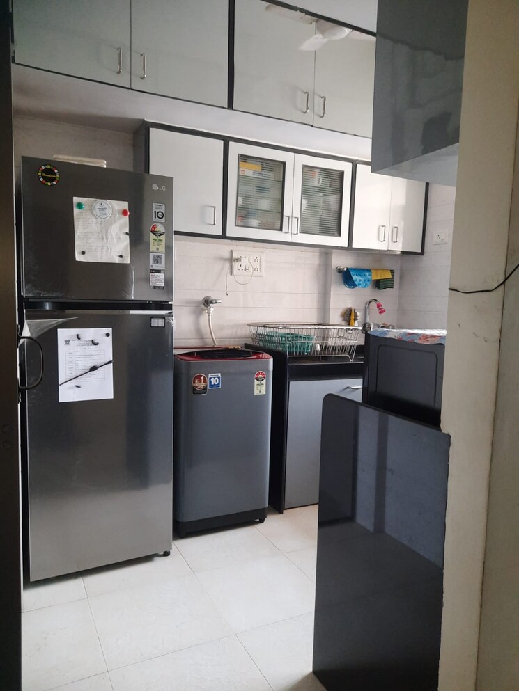 Kitchen, mulund east 1 Bedroom 365 Sq.Ft. Builder Floor In Mulund East Mumbai 9320520