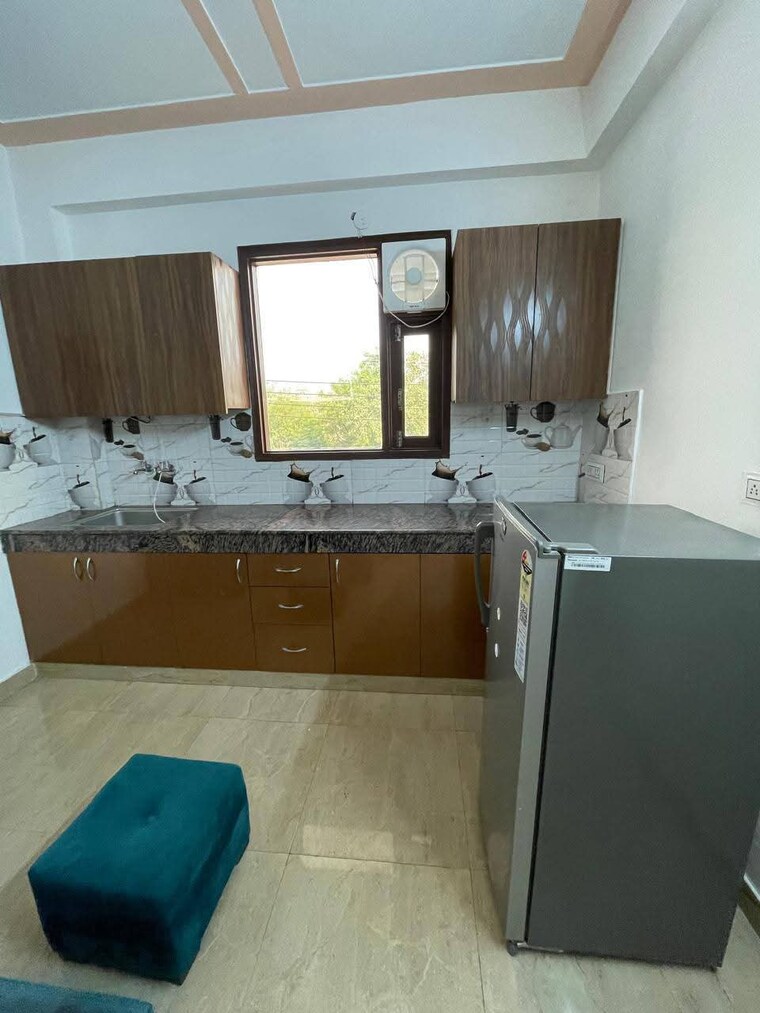Kitchen, neb sarai 1 Bedroom 500 Sq.Ft. Apartment In Neb Sarai Delhi 9320413