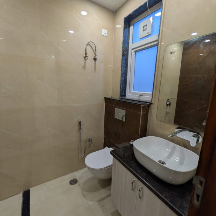 Bathroom, sector 23 3.5 Bedroom 1500 Sq.Ft. Builder Floor In Sector 23 Gurgaon 9320501