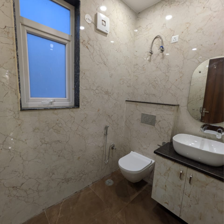 Bathroom, sector 23 3.5 Bedroom 1500 Sq.Ft. Builder Floor In Sector 23 Gurgaon 9320501