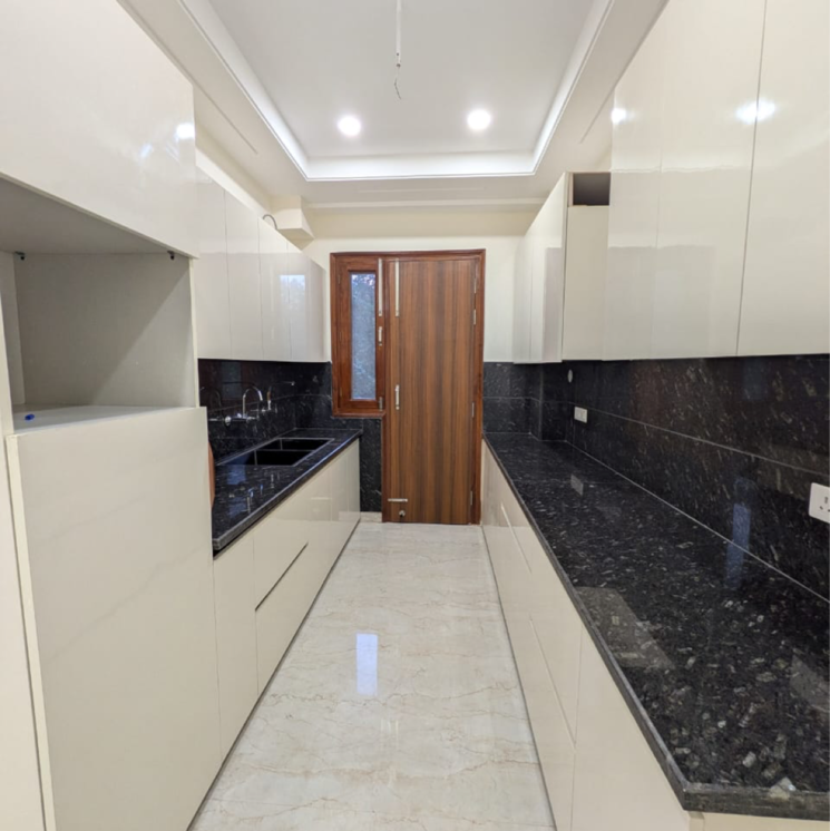 Kitchen, sector 23 3.5 Bedroom 1500 Sq.Ft. Builder Floor In Sector 23 Gurgaon 9320501