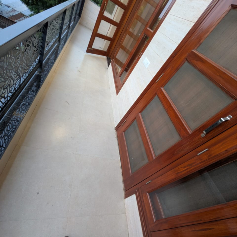 Balcony, sector 23 3.5 Bedroom 1500 Sq.Ft. Builder Floor In Sector 23 Gurgaon 9320501