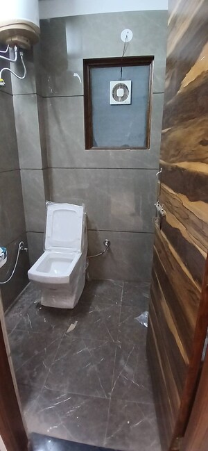 Bathroom in 1 RK Apartment at Neb Sarai – for Rent