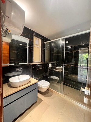 Attached Bathroom in 4 BHK Builder Floor at Sector 57 – for Rent