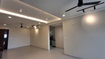 Room in 3 BHK Apartment at Rajapushpa Provincia, Narsingi – for Rent