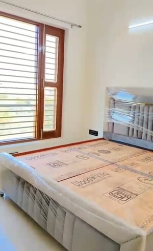 Bedroom in 3 BHK Builder Floor at Sector 57 – for Rent