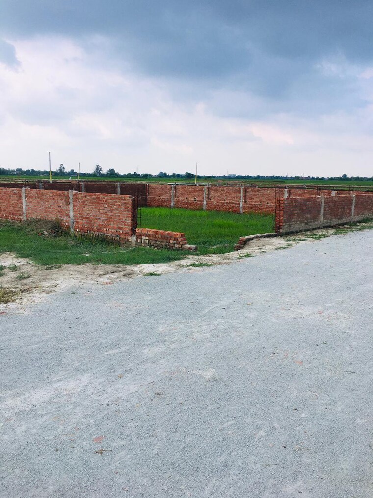 undefined, rohania  1260 Sq.Ft. Plot In Rohania Varanasi 9320700