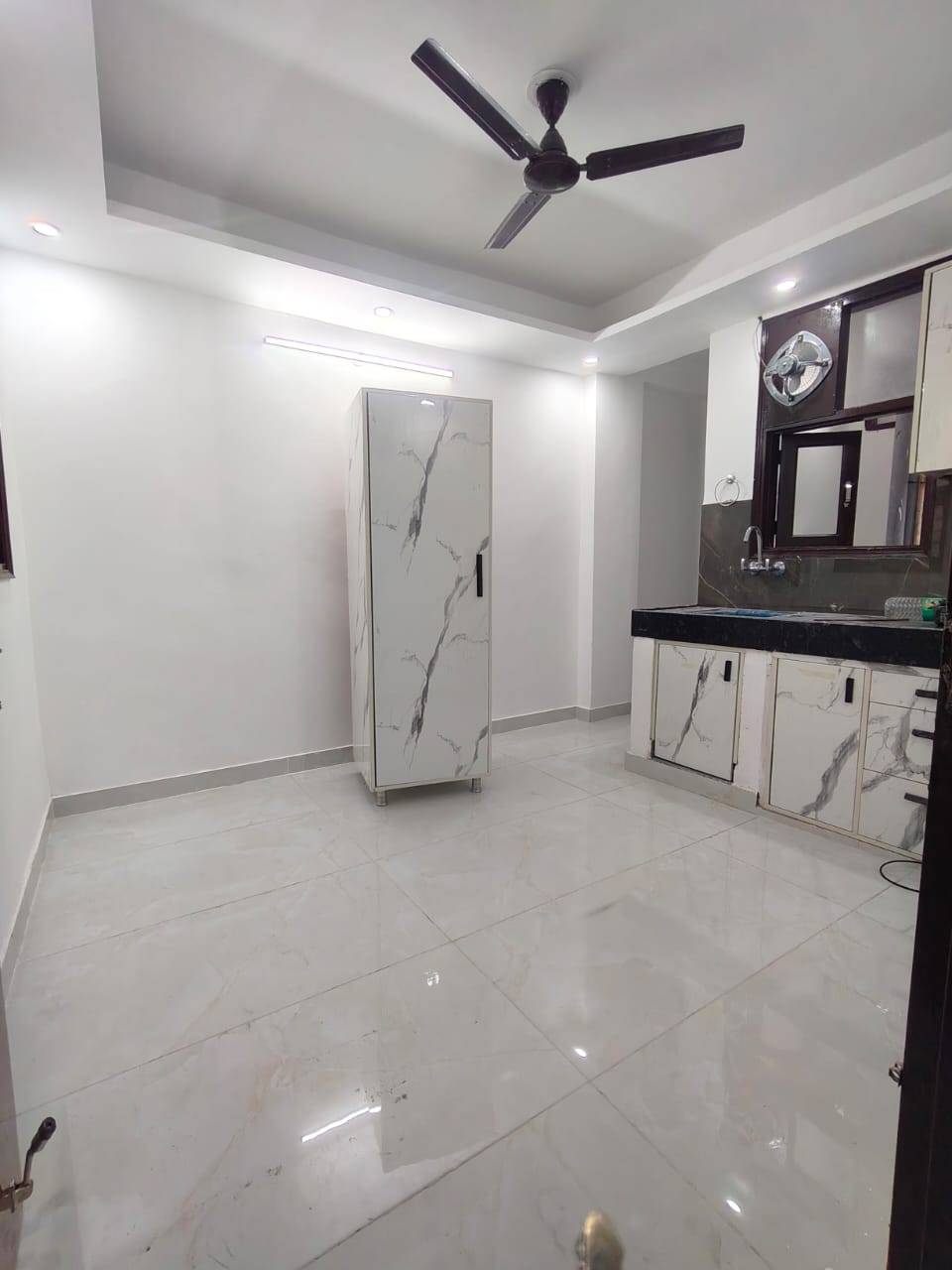 1 RkApartment For Rent in Neb Sarai