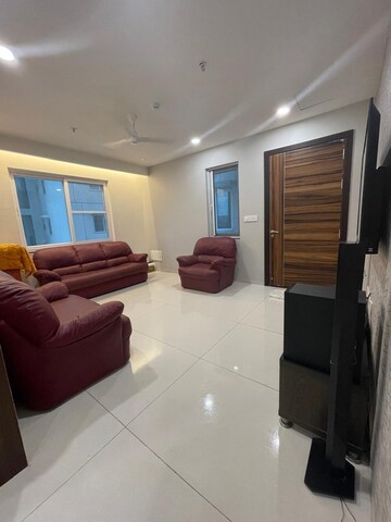 3 BHK Apartment For Rent in Jayabheri The Summit, Narsingi