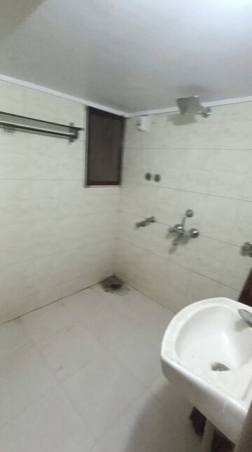 Bathroom in 1 BHK Apartment at Dombivli East – for Rent
