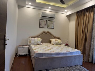Bedroom in 1 RK Builder Floor at Sector 9 – for Rent