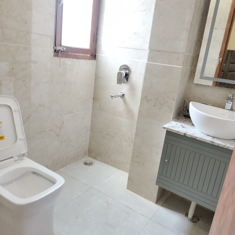 Bathroom, chattarpur 1 Bedroom 480 Sq.Ft. Builder Floor In Chattarpur Delhi 9321003