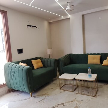 Living Room in 1 BHK Builder Floor at Chattarpur – for Rent