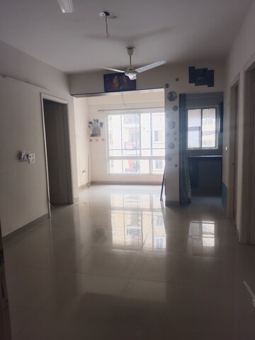Room in 2 BHK Apartment at Manglams Vaishali Estate, Vaishali Nagar – for Rent