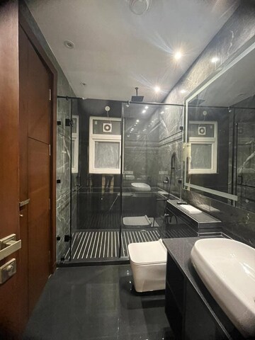 Attached Bathroom in 2.5 BHK Builder Floor at Sector 9 – for Rent