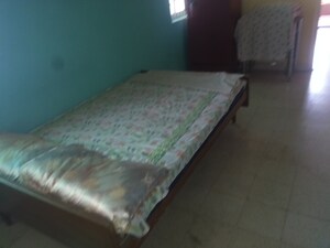 Bedroom in 1 RK Independent House at Rt Nagar – for Rent