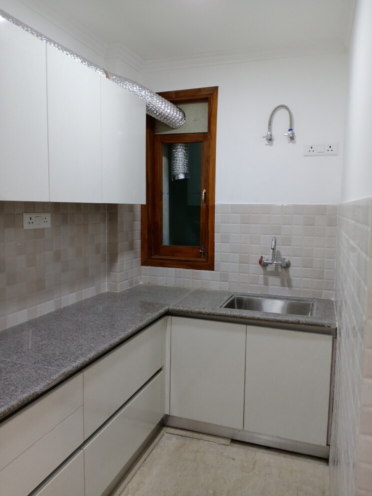 Kitchen, vasant kunj 4 Bedroom 2000 Sq.Ft. Builder Floor In Vasant Kunj Delhi 9321175