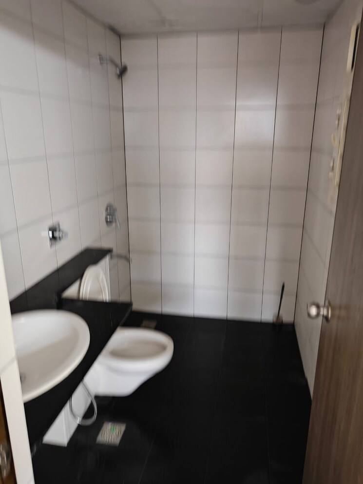 Bathroom, sobha-dream-acres 2 Bedroom 1012 Sq.Ft. Apartment In Panathur Bangalore 9321249