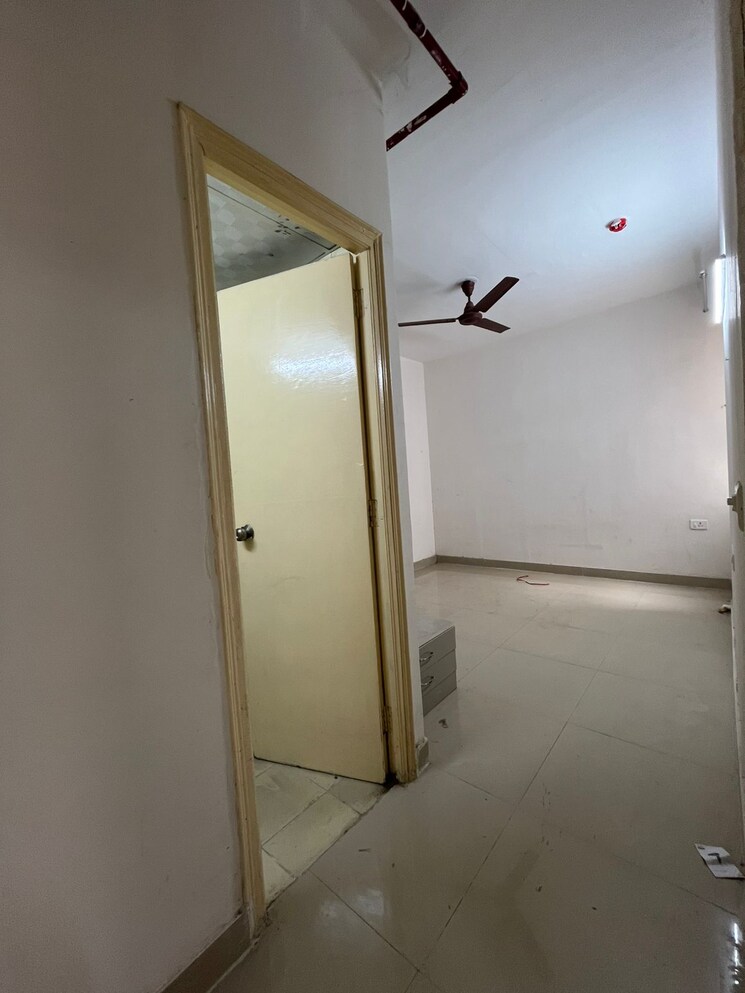 Bathroom, zara-rossa 2 Bedroom 950 Sq.Ft. Apartment In Sector 112 Gurgaon 9321189