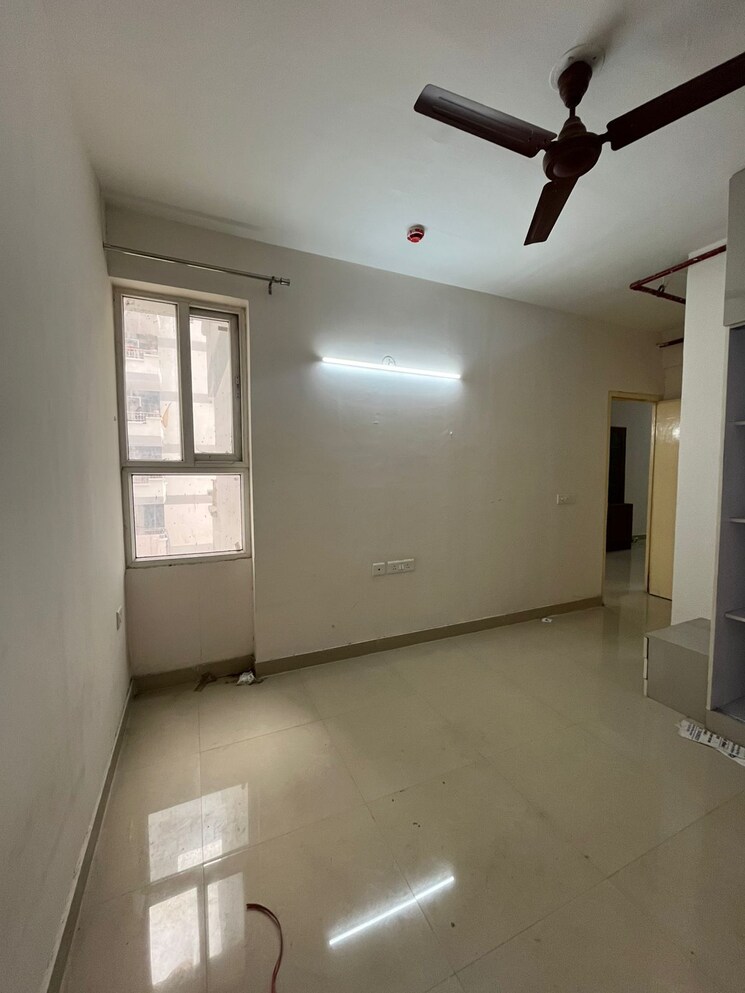 Room, zara-rossa 2 Bedroom 950 Sq.Ft. Apartment In Sector 112 Gurgaon 9321189