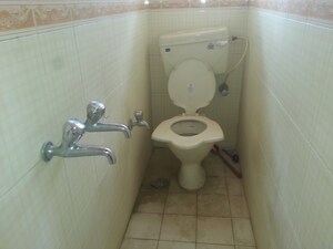 Bathroom in 1 RK Independent House at Rt Nagar – for Rent