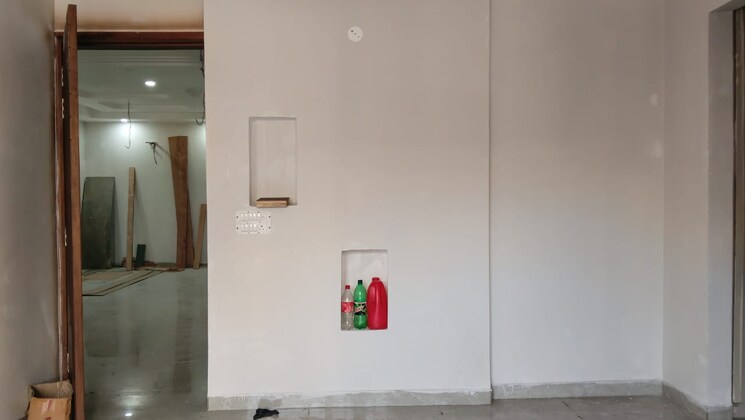 Room, sector 4 3 Bedroom 250 Sq.Yd. Builder Floor In Sector 4 Gurgaon 9321221