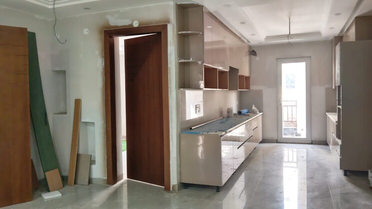 Kitchen, sector 4 3 Bedroom 250 Sq.Yd. Builder Floor In Sector 4 Gurgaon 9321221