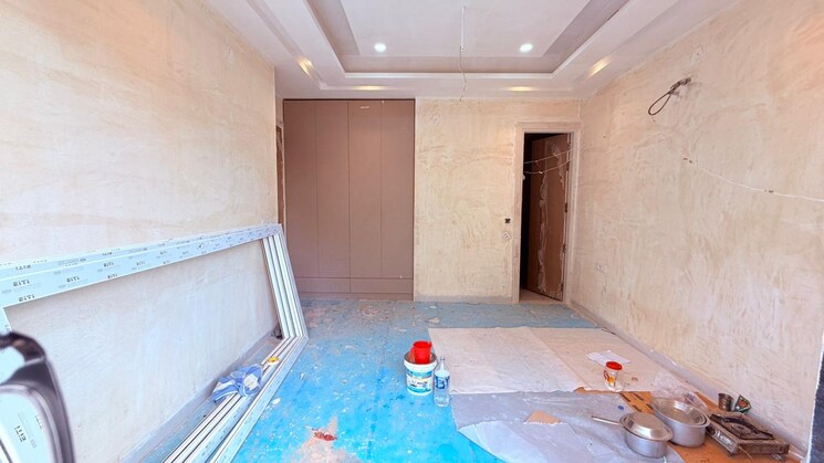 Bedroom, sector 4 3 Bedroom 250 Sq.Yd. Builder Floor In Sector 4 Gurgaon 9321241