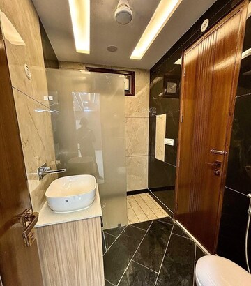 Attached Bathroom in 4 BHK Builder Floor at BP Homes, Sector 85 – for Sale
