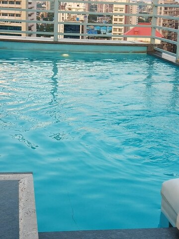Swimming Pool in 3 BHK Apartment at L Nagpal Jaswant Heights, Khar West – for Sale