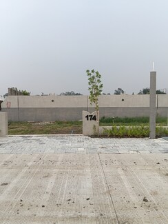 Plot For Sale in AB Bypass Road
