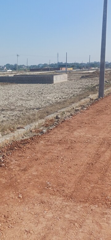  Plot For Sale in Jewar