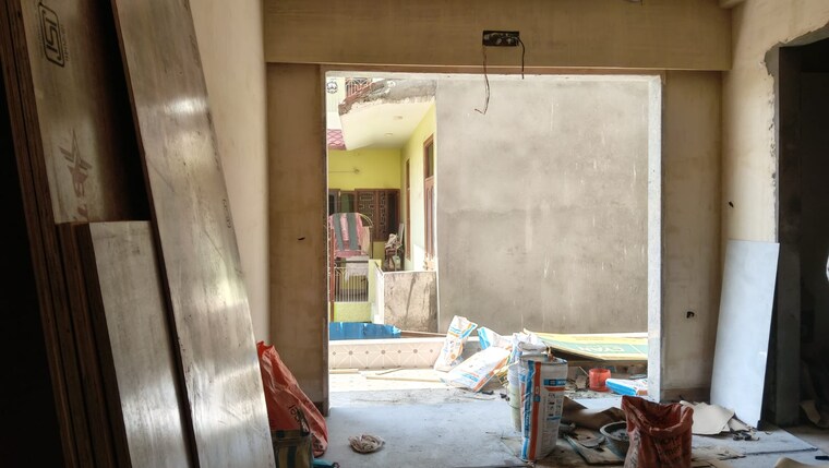 Bedroom, sector 4 3 Bedroom 250 Sq.Yd. Builder Floor In Sector 4 Gurgaon 9321270