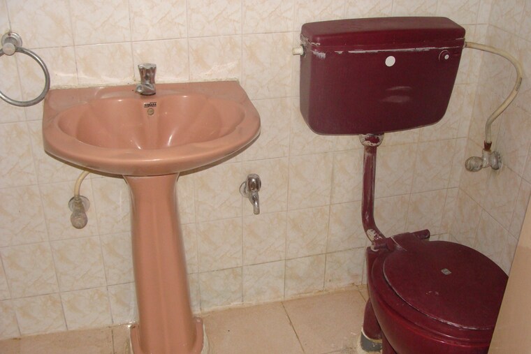 Bathroom, rt nagar 2 Bedroom 810 Sq.Ft. Independent House In Rt Nagar Bangalore 9321266