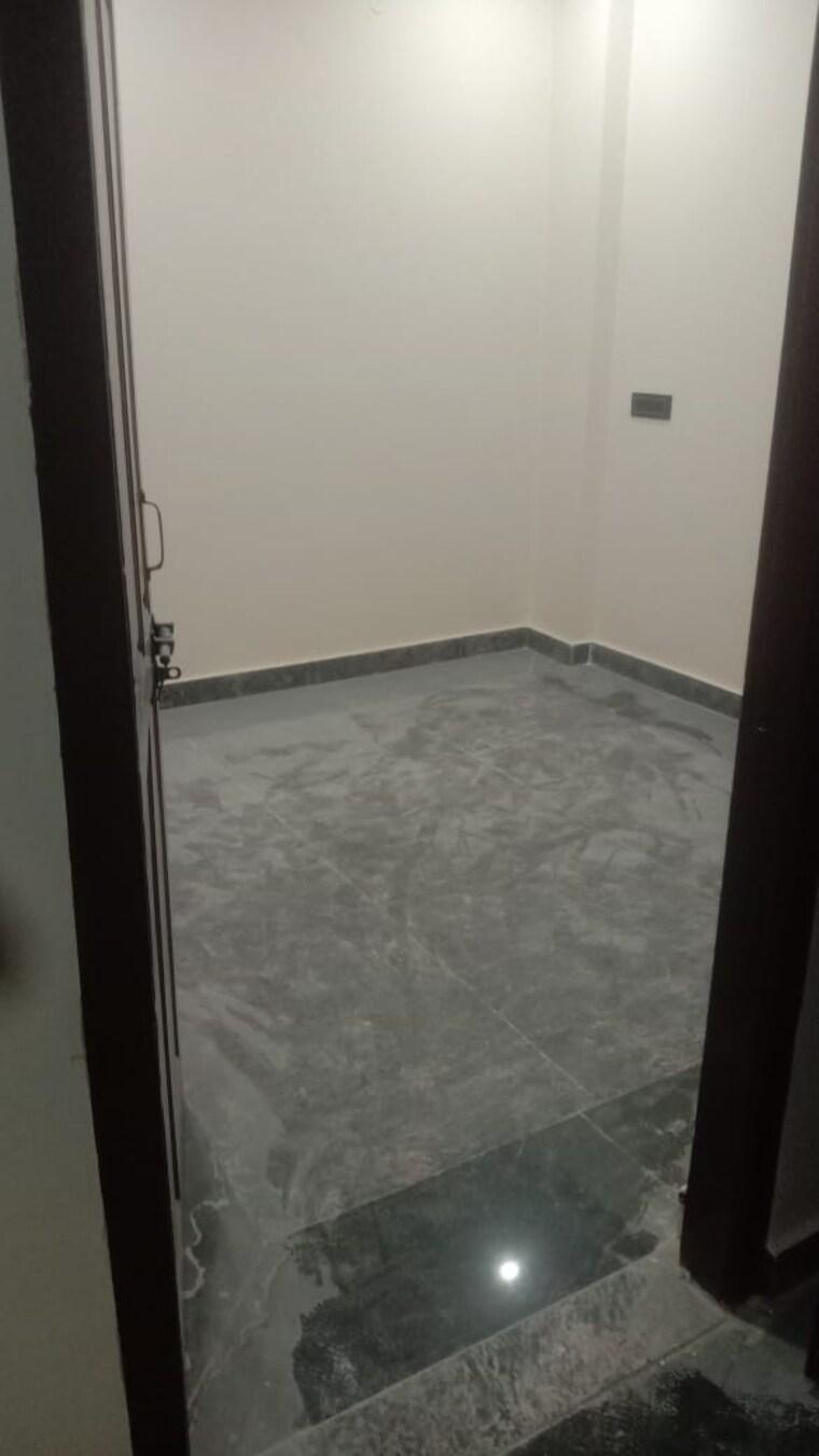 Room, palam colony 2 Bedroom 750 Sq.Ft. Builder Floor In Palam Colony Delhi 9321293