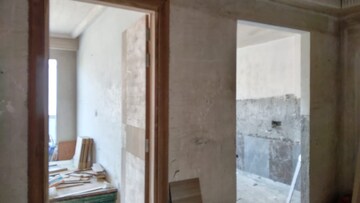 Building Lobby in 3 BHK Builder Floor at Sector 4 – for Sale